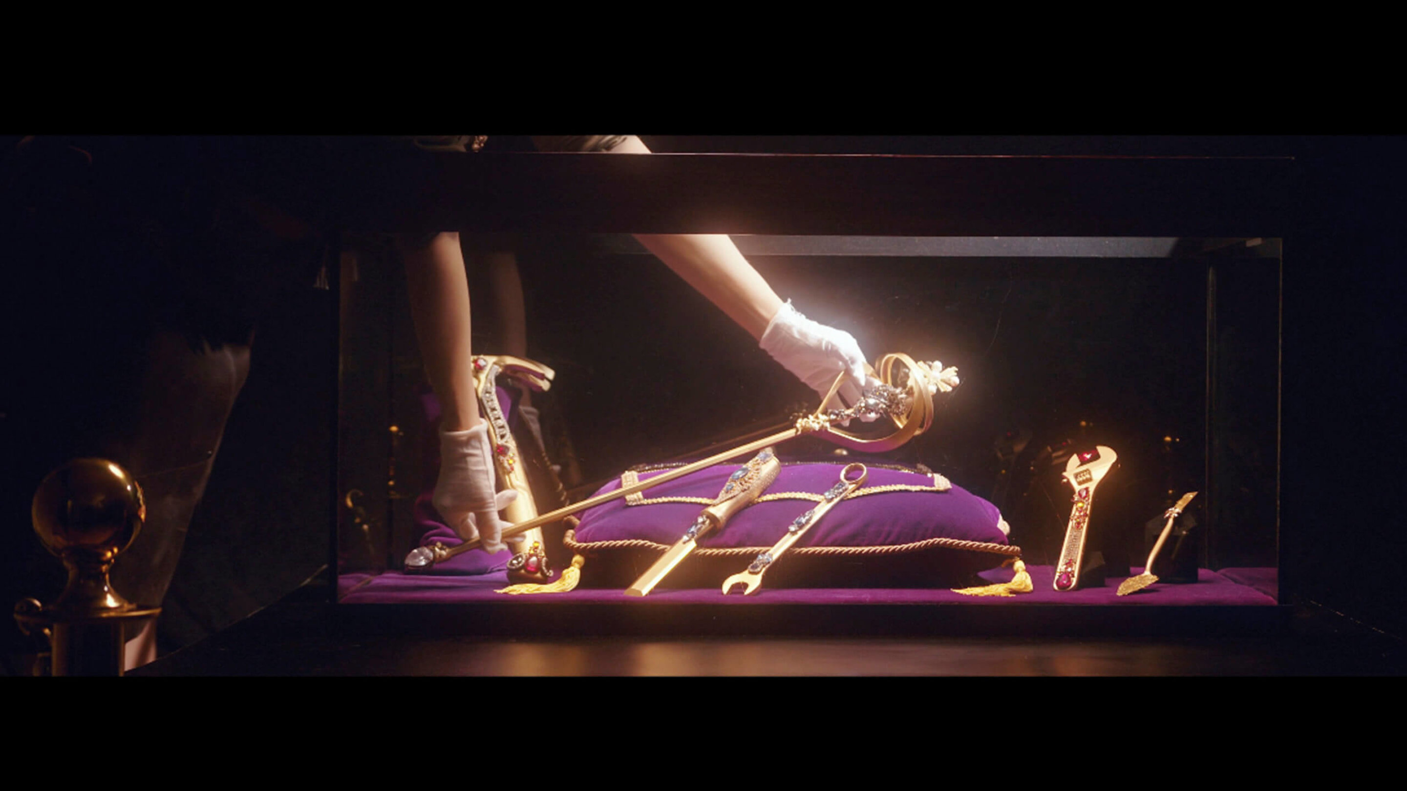 KROW WEBSITE TS CROWN TOOLS 2880X1620 01 Scaled 2880X1620 C Center